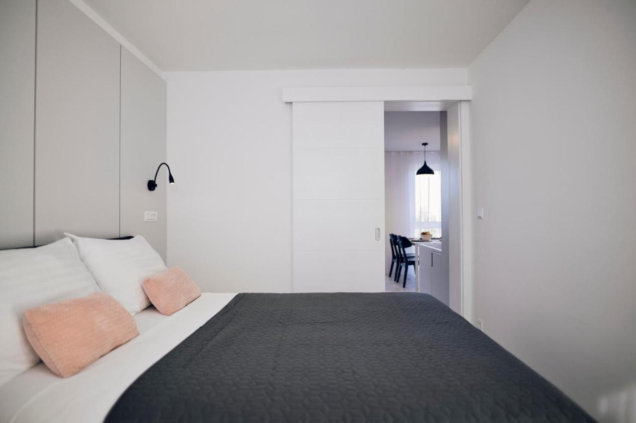 Malinska Green Apartments מראה חיצוני תמונה